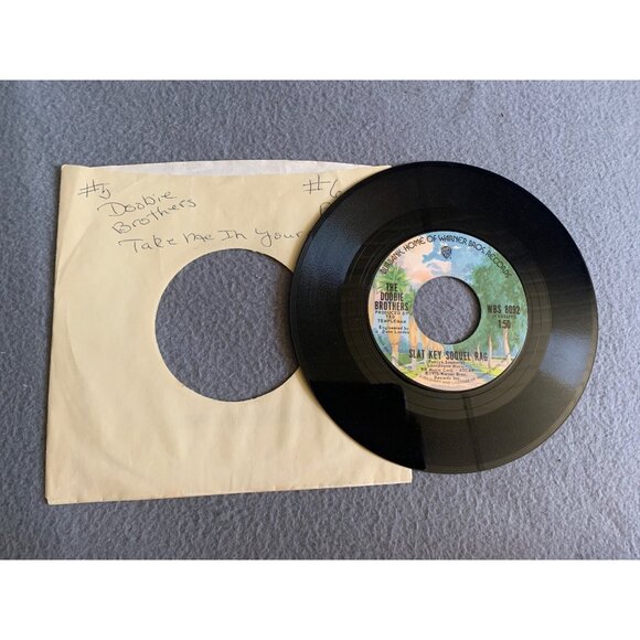The Doobie Brothers 45 RPM Vinyl "Take Me In Your Arms"/" Slat Key Soquel Rag" - Picture 2 of 3